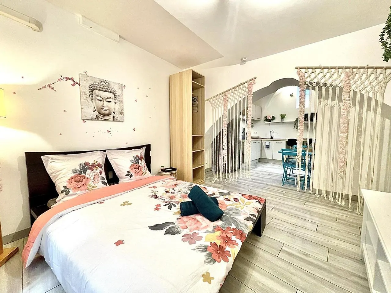 *Le Lotus*Fiber Wifi*Hyper Center* Appartement Salon-de-Provence